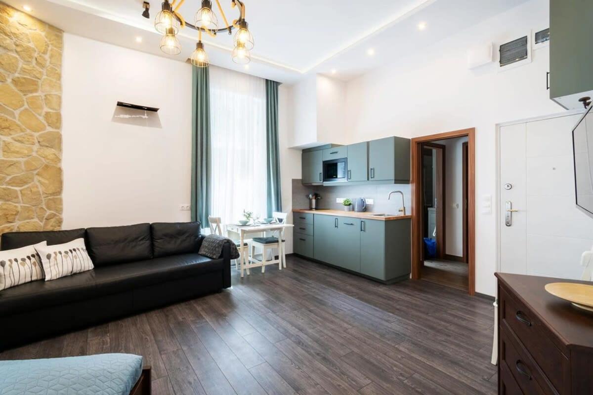Comfy New Apartment At Castle بودابست المظهر الخارجي الصورة
